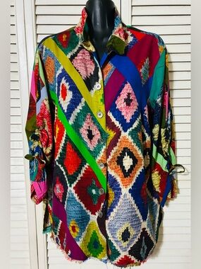 John Mark colorful  Geometric Print Top with fringe hem